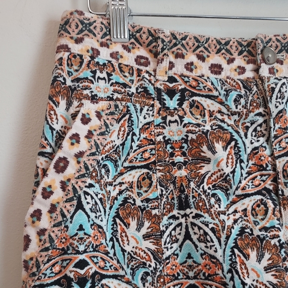 Anthropologue Print Velvet Cargo Barrel Leg Pant Size 8 - Picture 11 of 15